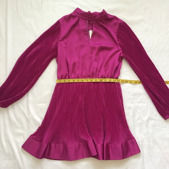 Milly Women Elegant Chic Fuchsia Pleated Long Sleeve Mini Dress Size 10 - Picture 12 of 15